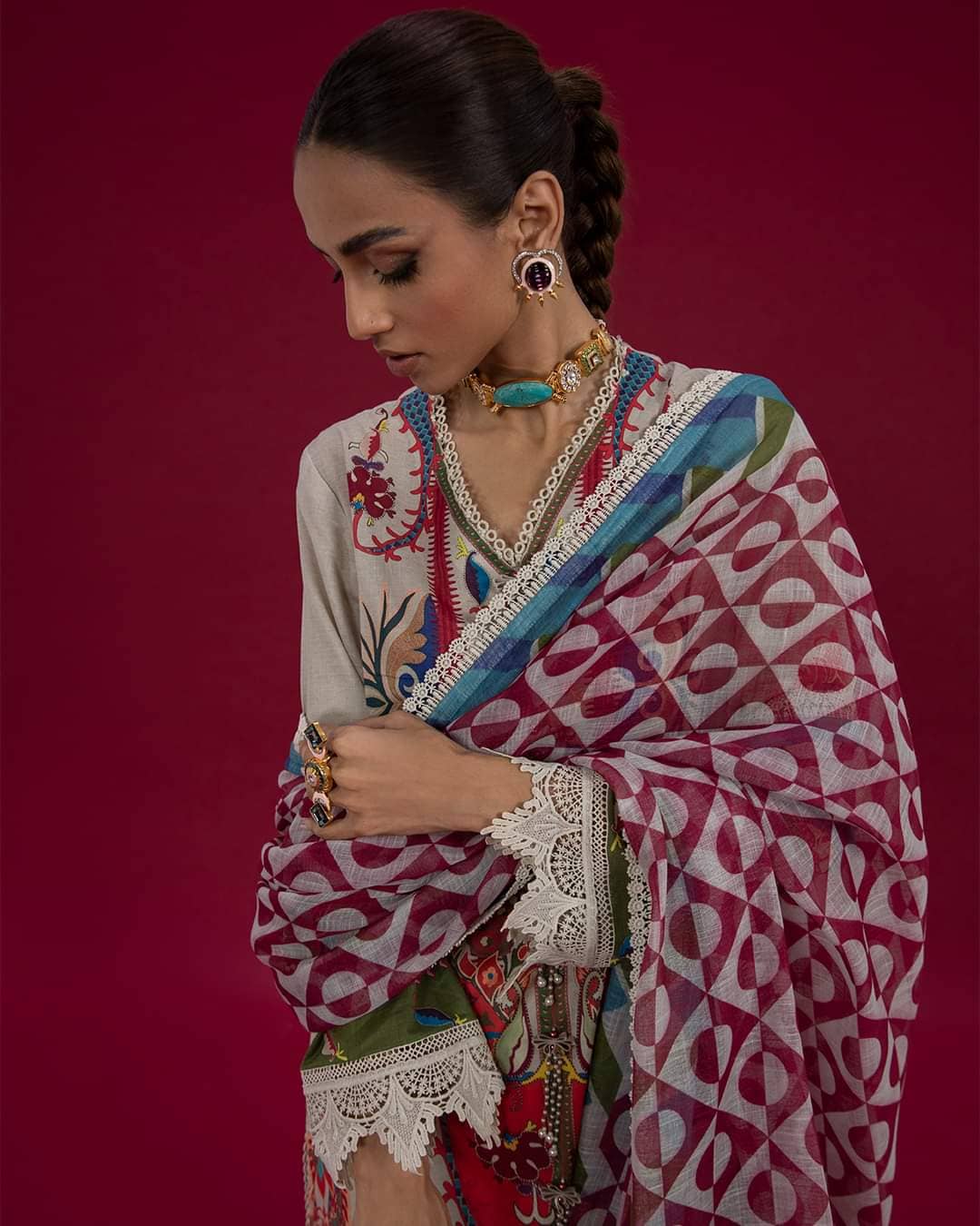 img_sana_safinaz_mahay_lawn_22_awwal_boutique
