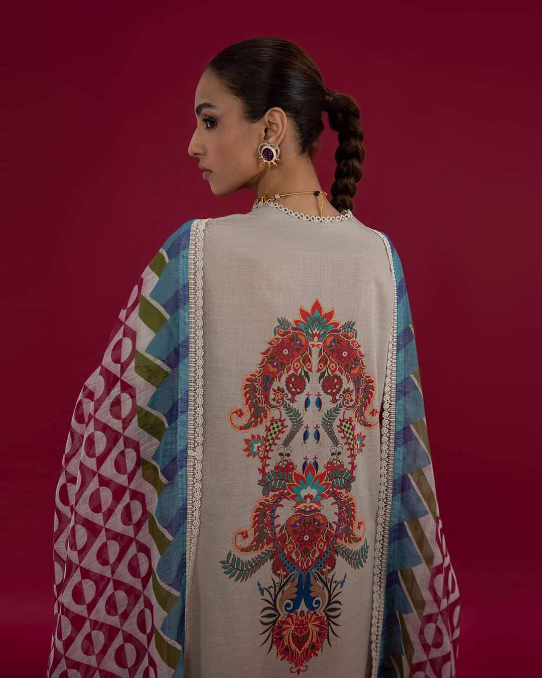 img_sana_safinaz_mahay_lawn_22_awwal_boutique