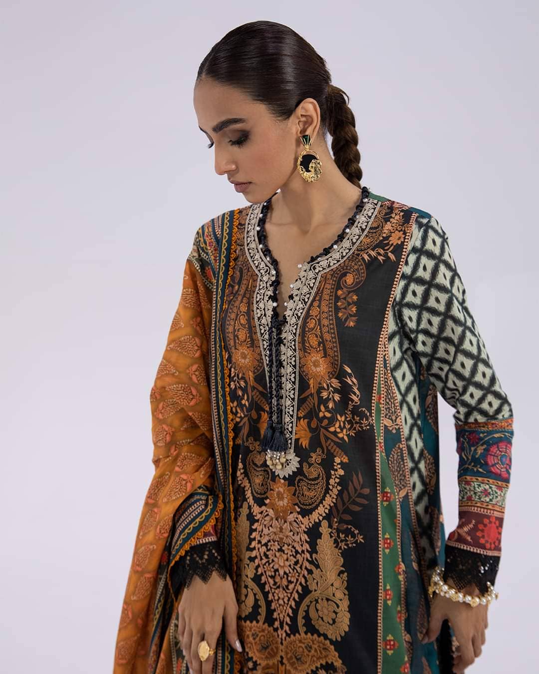 img_sana_safinaz_mahay_lawn_22_awwal_boutique