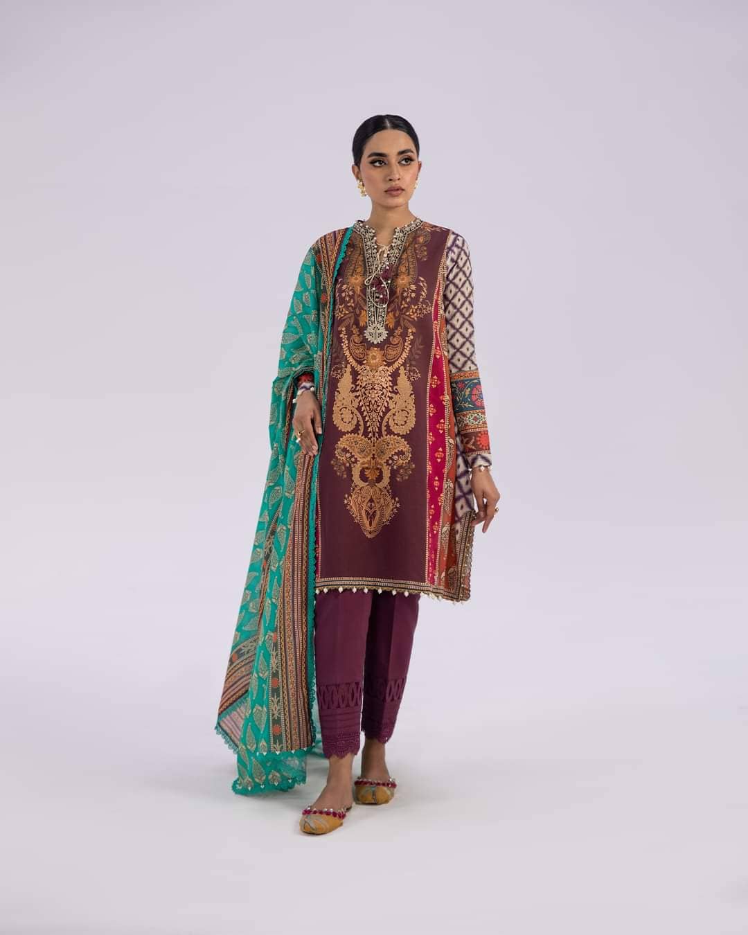 img_sana_safinaz_mahay_lawn_22_awwal_boutique