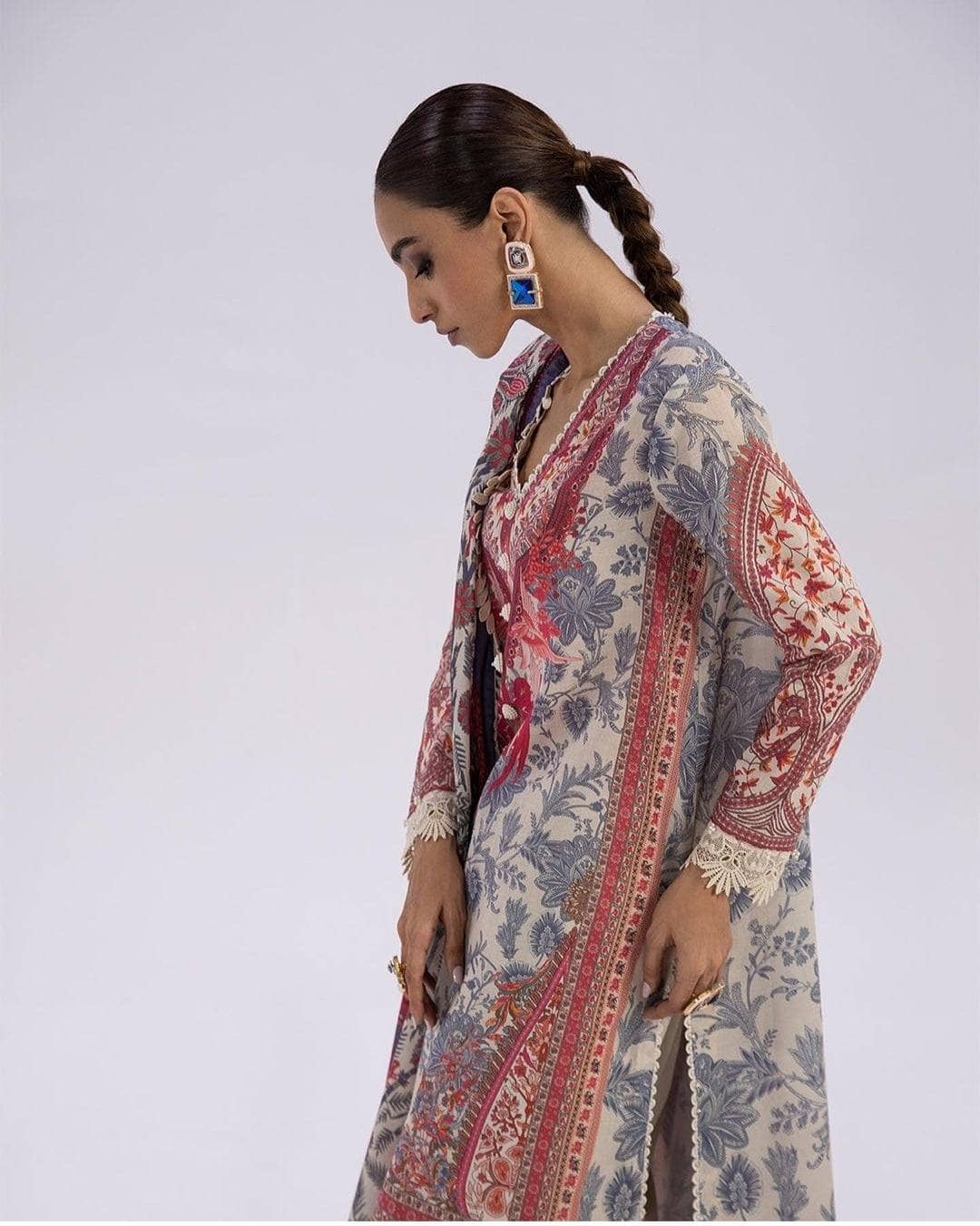 img_sana_safinaz_mahay_lawn_22_awwal_boutique