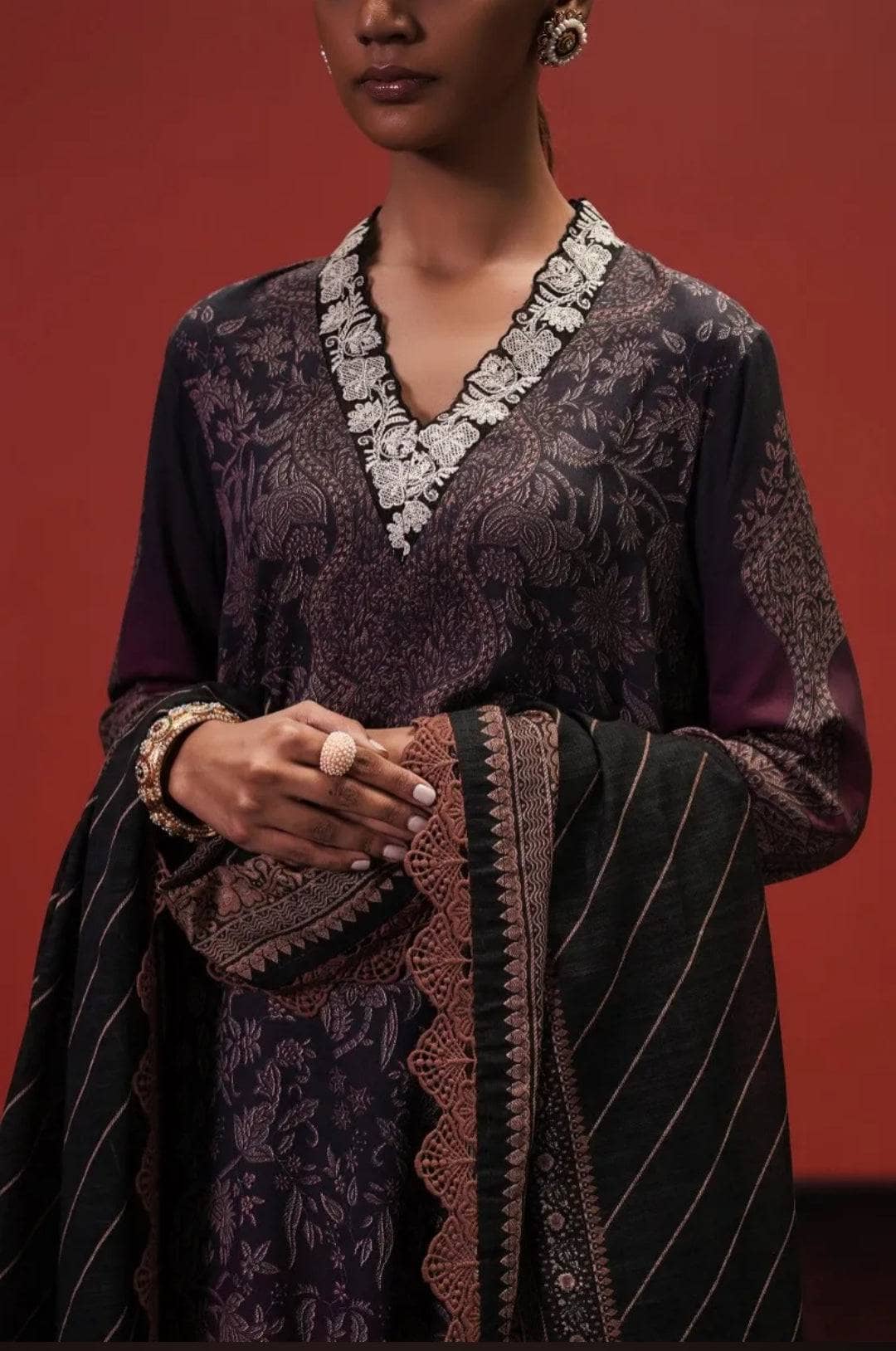 img_sana_safinaz_mahay_winter_22_awwal_boutique