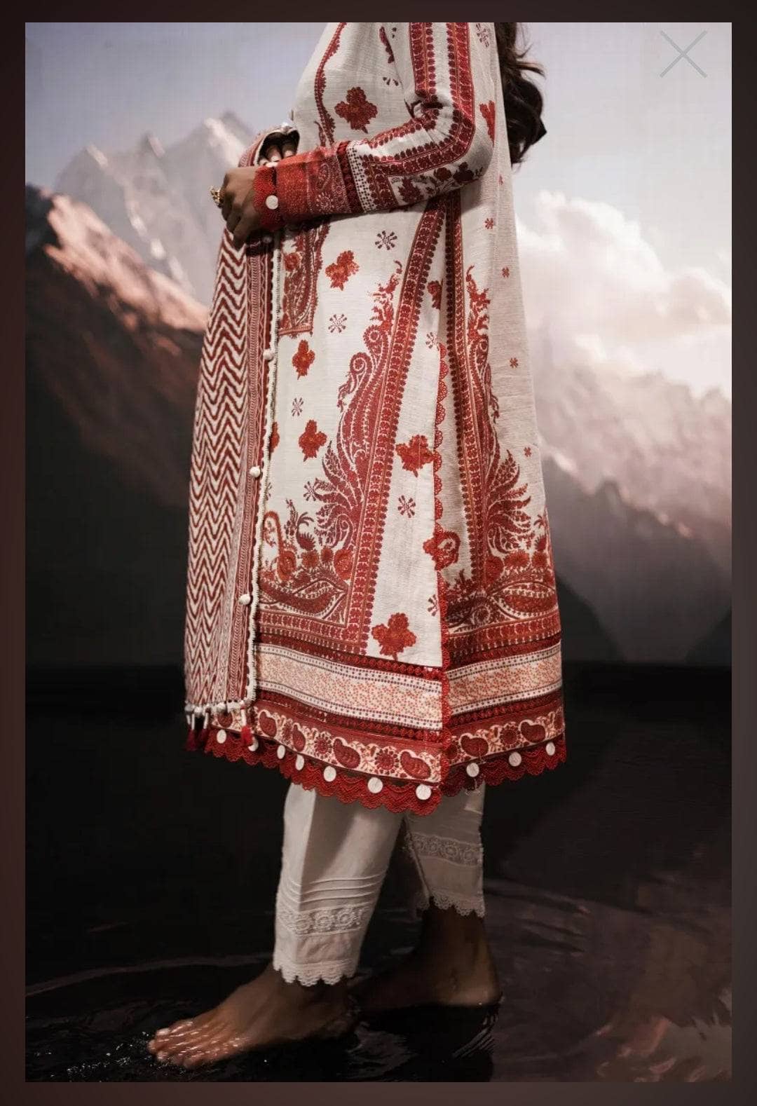 img_sana_safinaz_mahay_winter_22_awwal_boutique