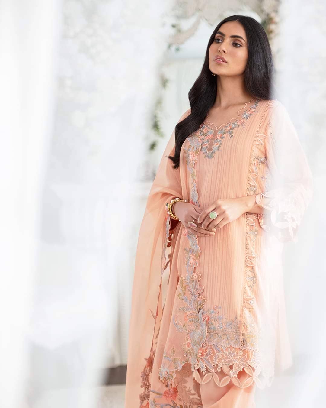 Img_sana_safinaz_muzlin_23_awwal_boutique
