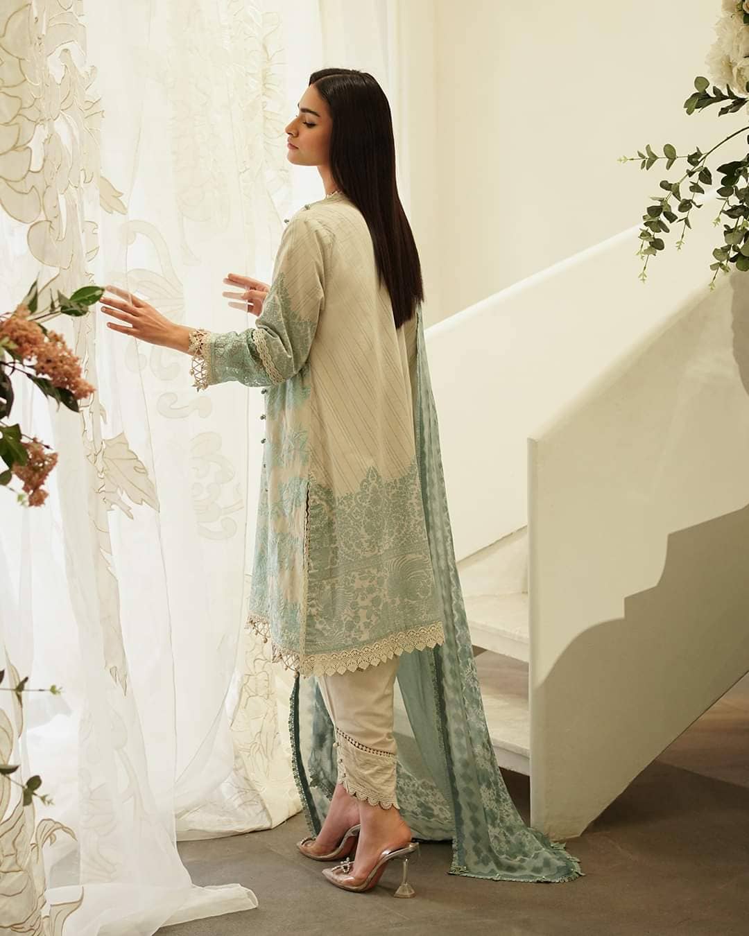 img_sana_safinaz_muzlin_vol_1_23_awwal_boutique
