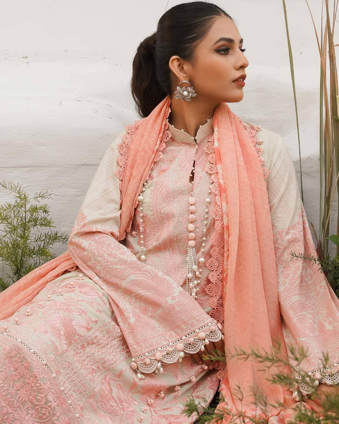 img_sana_safinaz_muzlin_vol_1_23_awwal_boutique