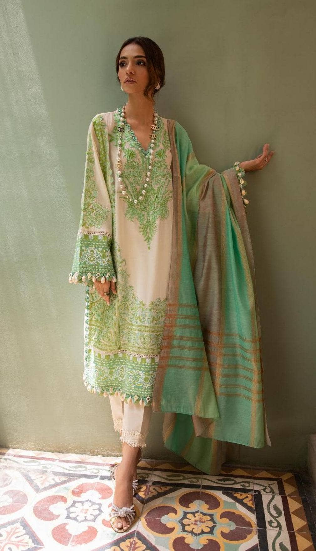 img_sana_safinaz_muzlin_22_awwal_boutique
