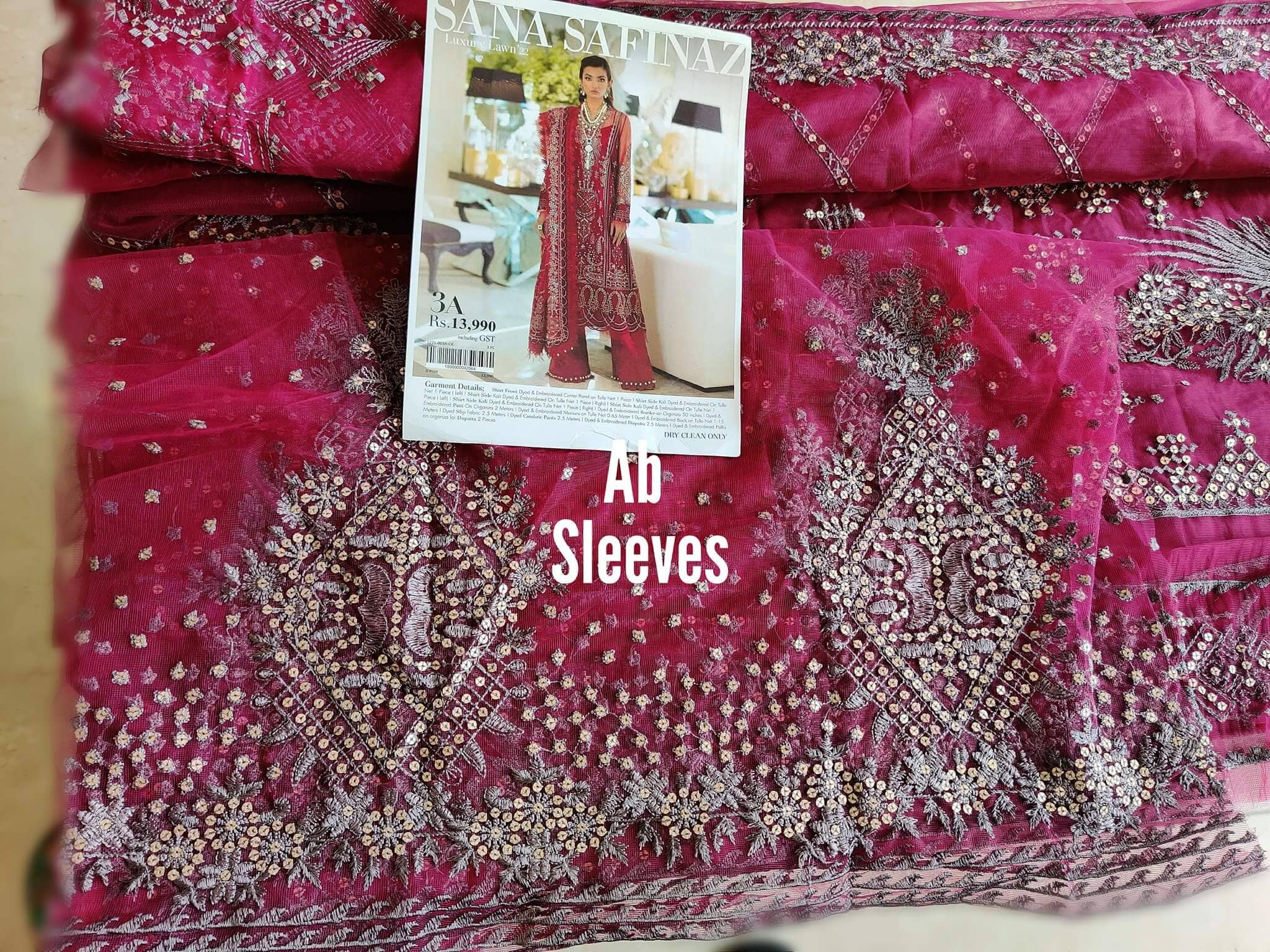 Img_open_pic_sana_safinaz_lawn_22_awwal_boutique