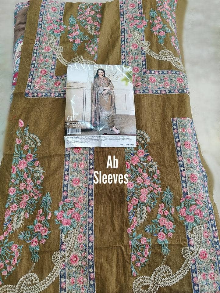 img_open_pic_sana_safinaz_winter_22_awwal_boutique