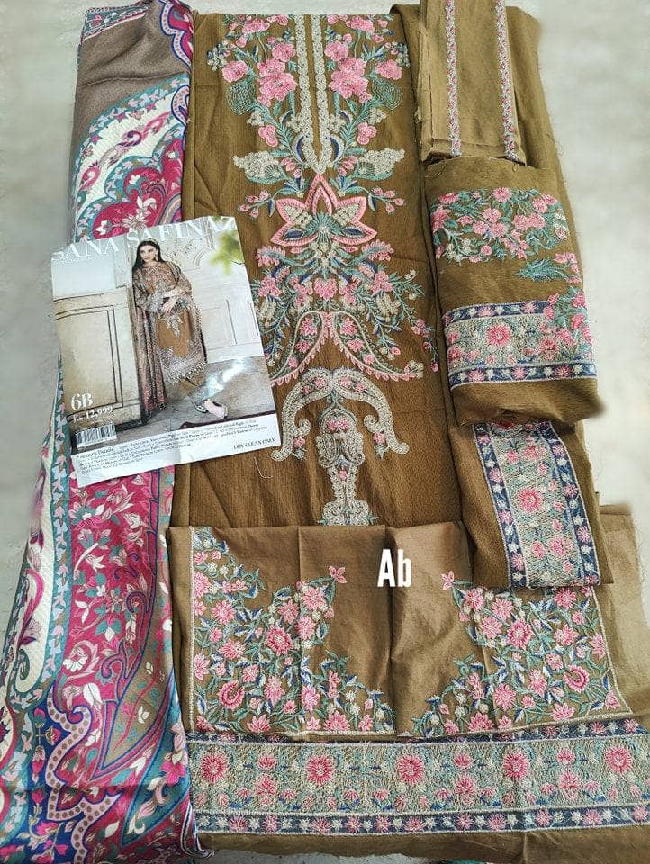 img_open_pic_sana_safinaz_winter_22_awwal_boutique
