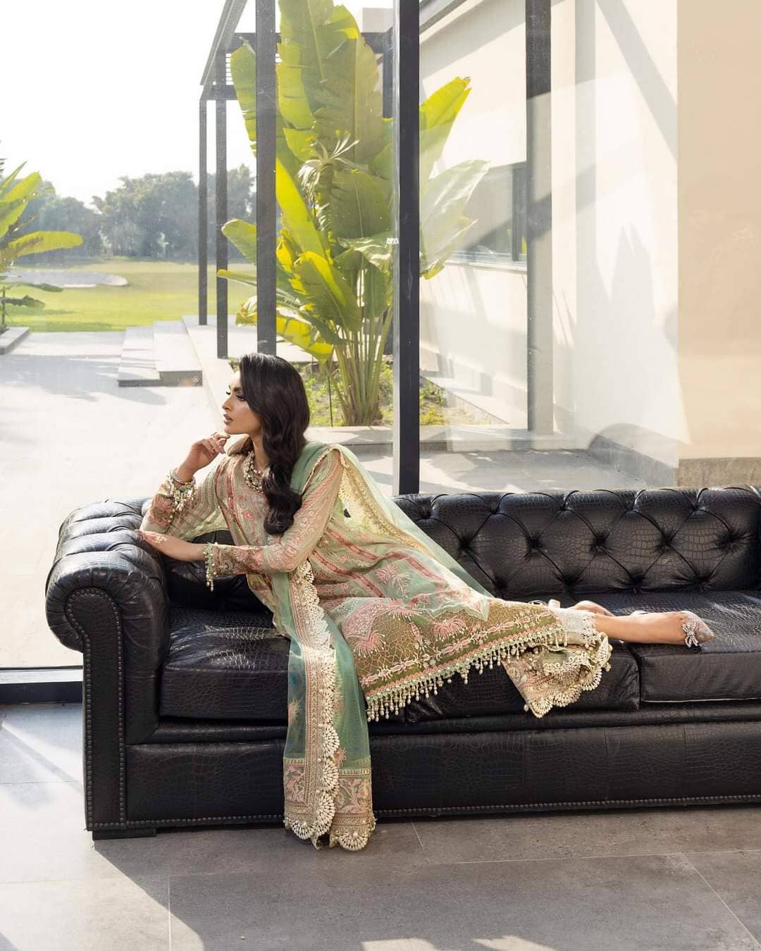 img_sana_safinaz_luxury_lawn_22_awwal_boutique