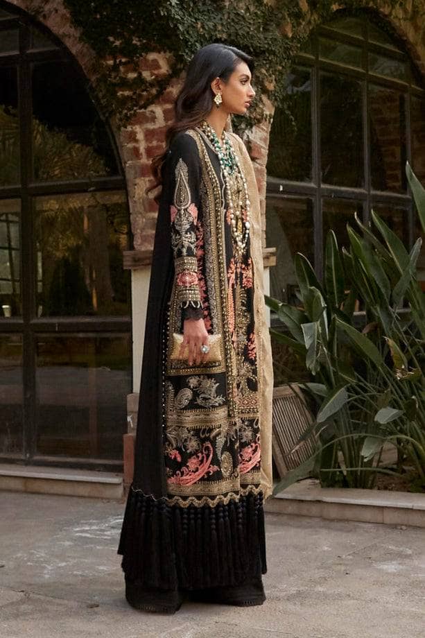 img_sana_safinaz_luxury_lawn_22_awwal_boutique