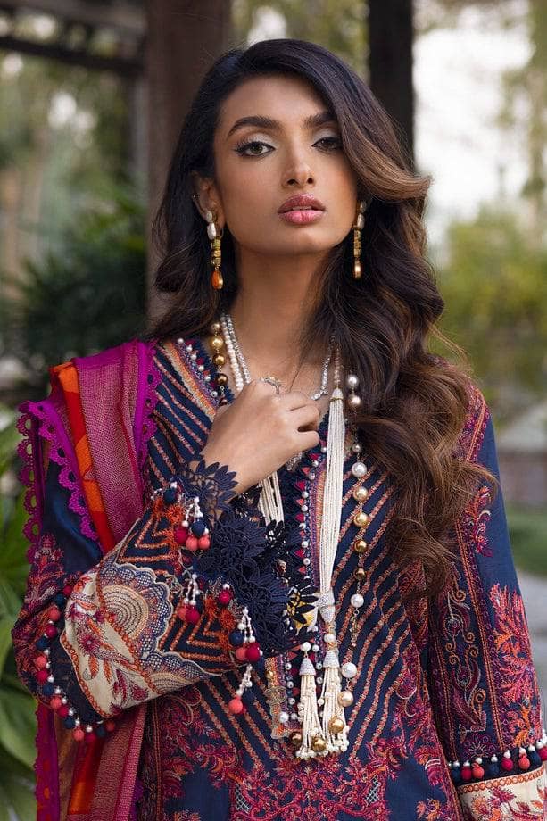 img_sana_safinaz_luxury_lawn_22_awwal_boutique