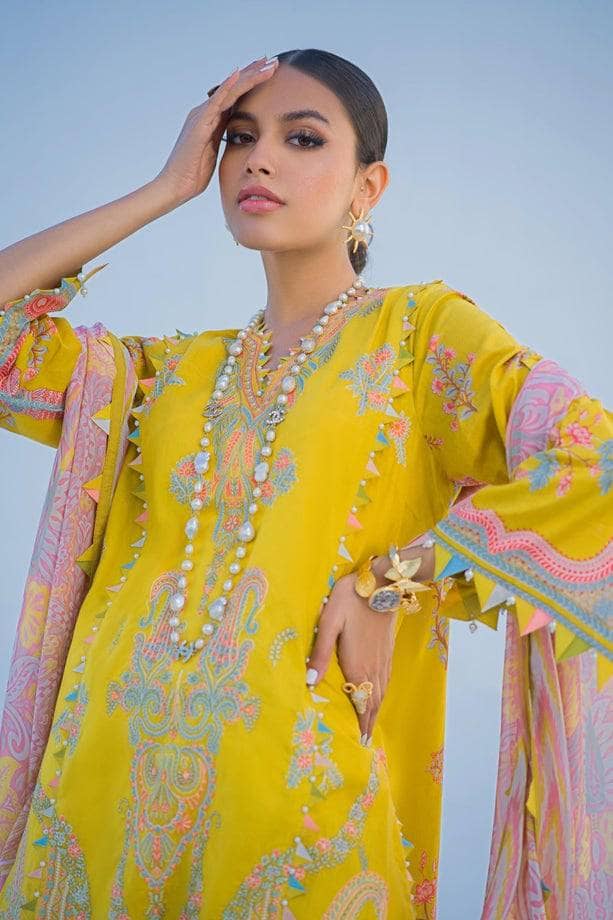 img_sana_safinaz_muzlin_vol_2_awwal_boutique