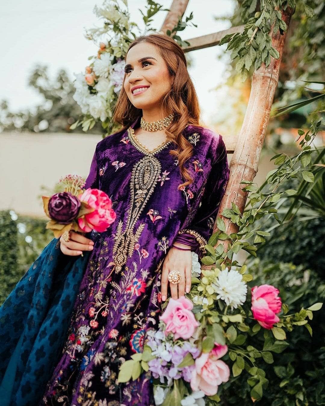 img_sana_safinaz_luxury_velvet_awwal_boutique