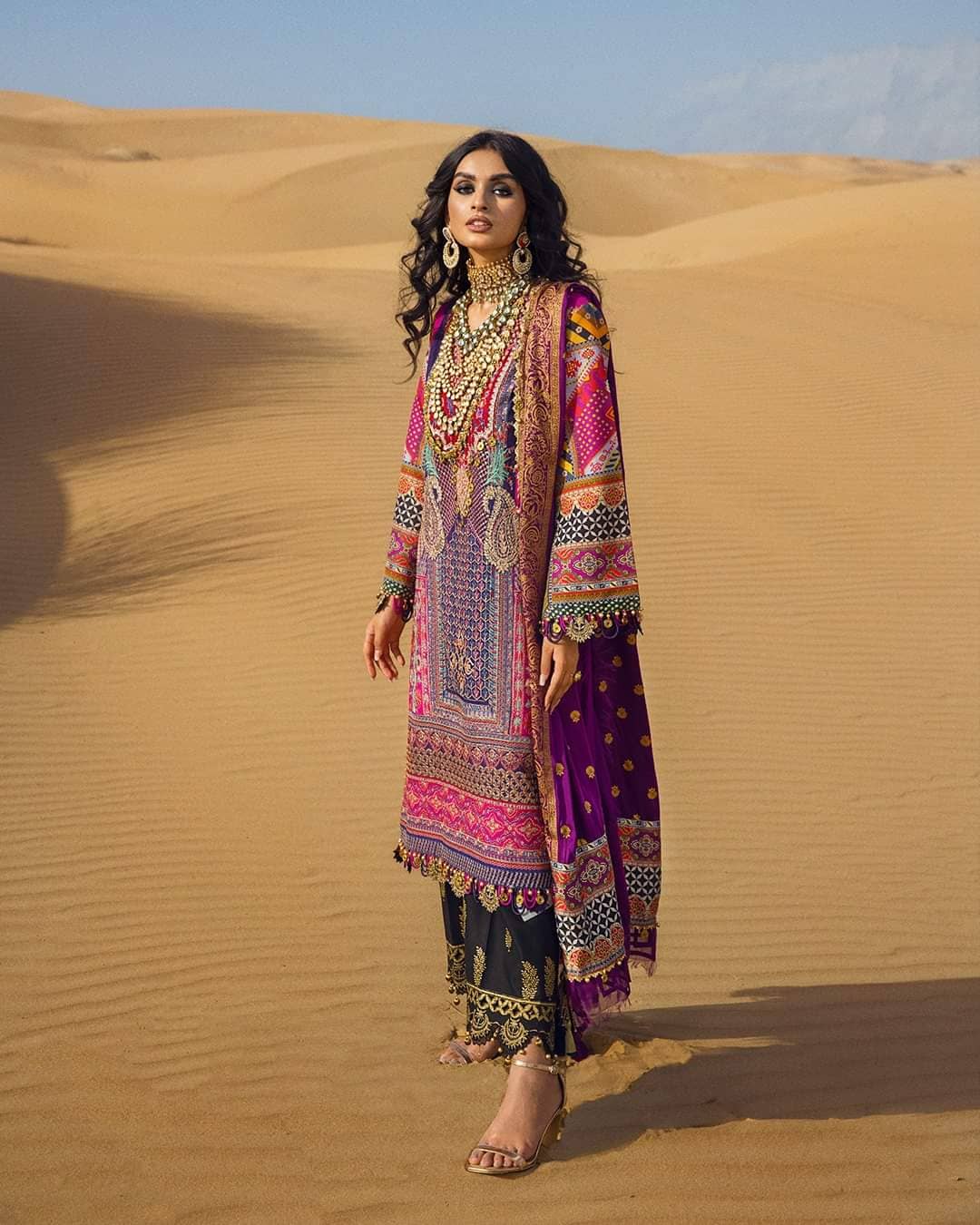 img_sana_safinaz_luxury_winter_21_awwal_boutique