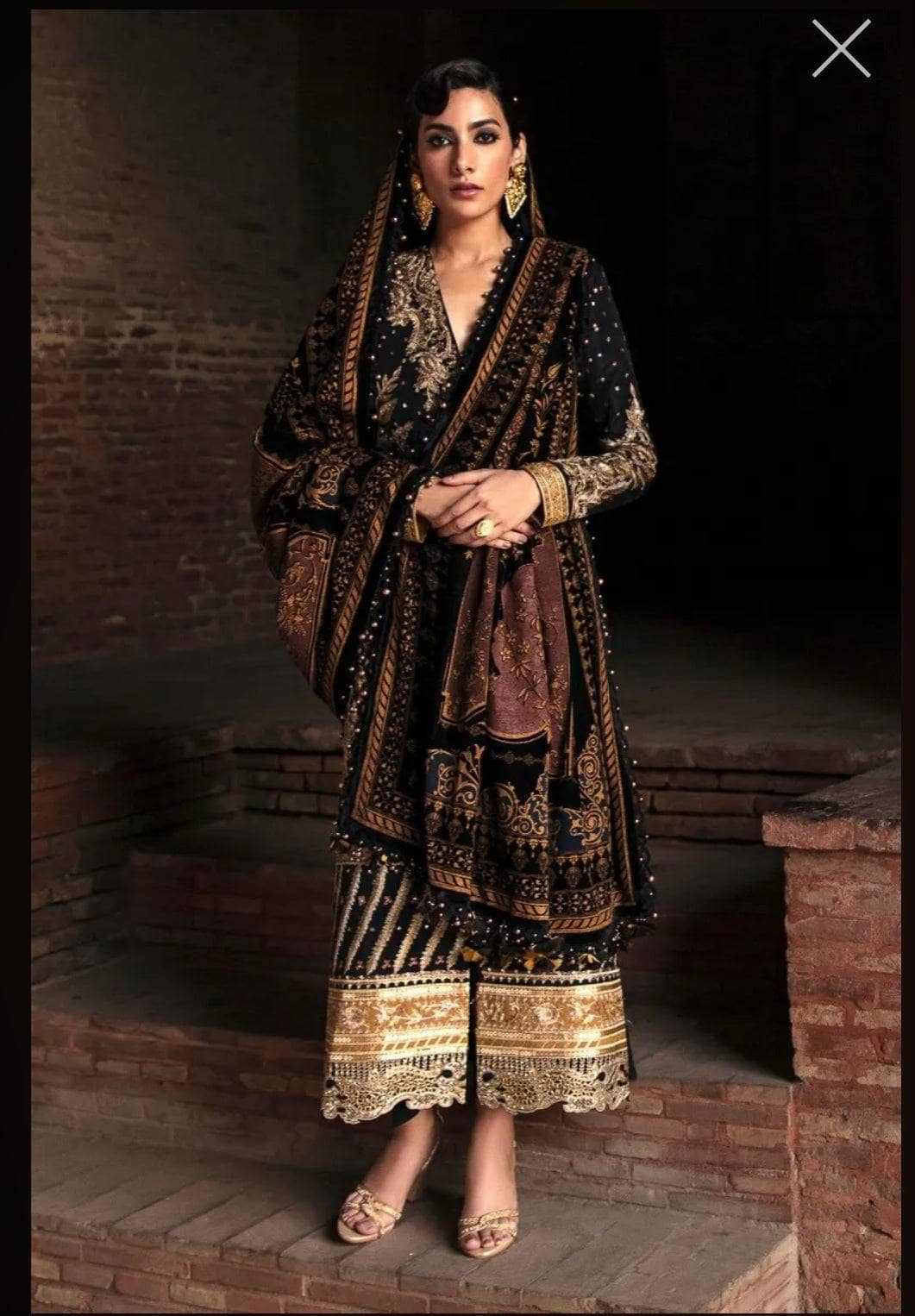 img_sana_safinaz_winter_luxury_awwal_boutique