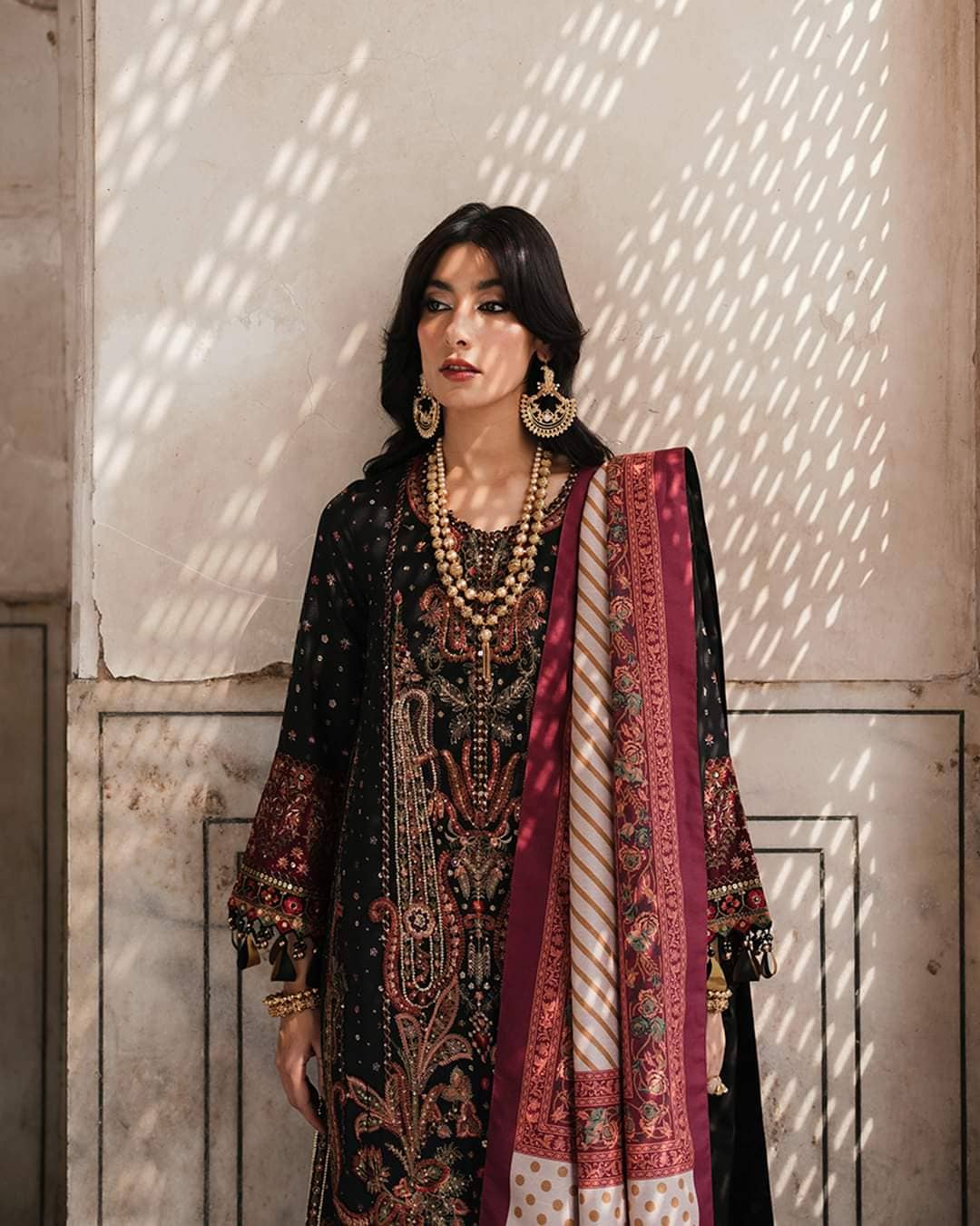 img_sana_safinaz_winter_luxury_awwal_boutique