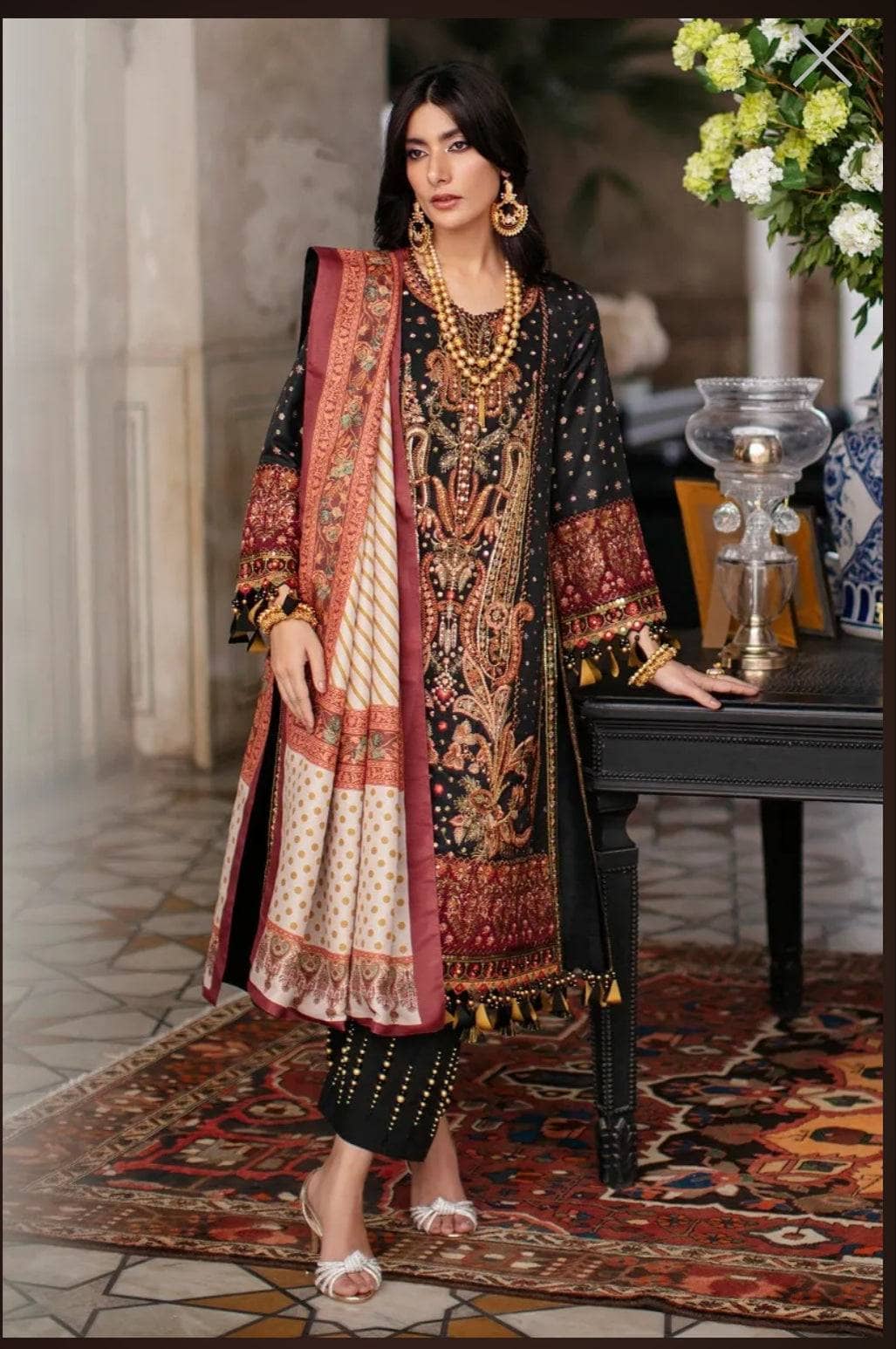 img_sana_safinaz_winter_luxury_awwal_boutique