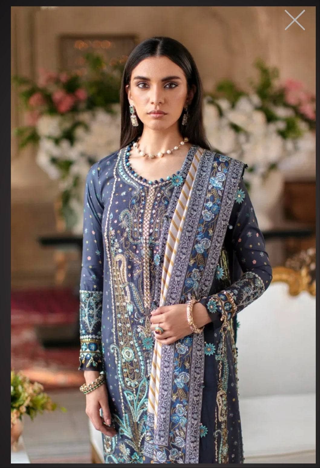 img_sana_safinaz_winter_luxury_awwal_boutique