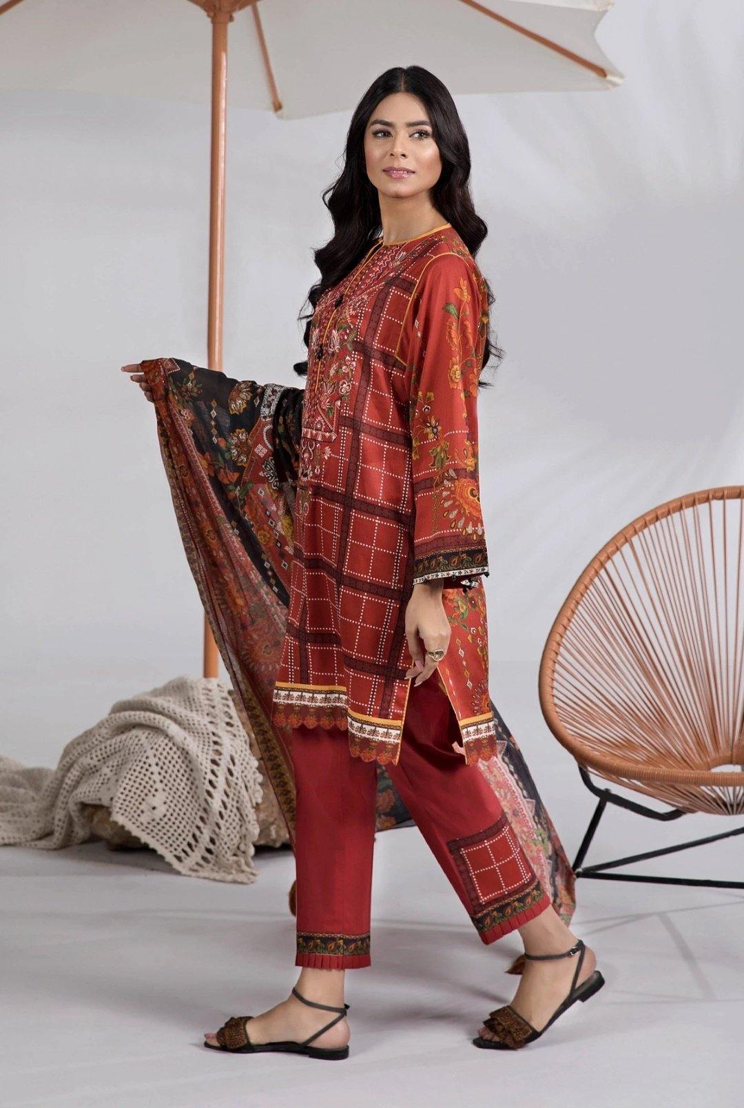 img_sapphire_lawn_collection_2020_awwal_boutique