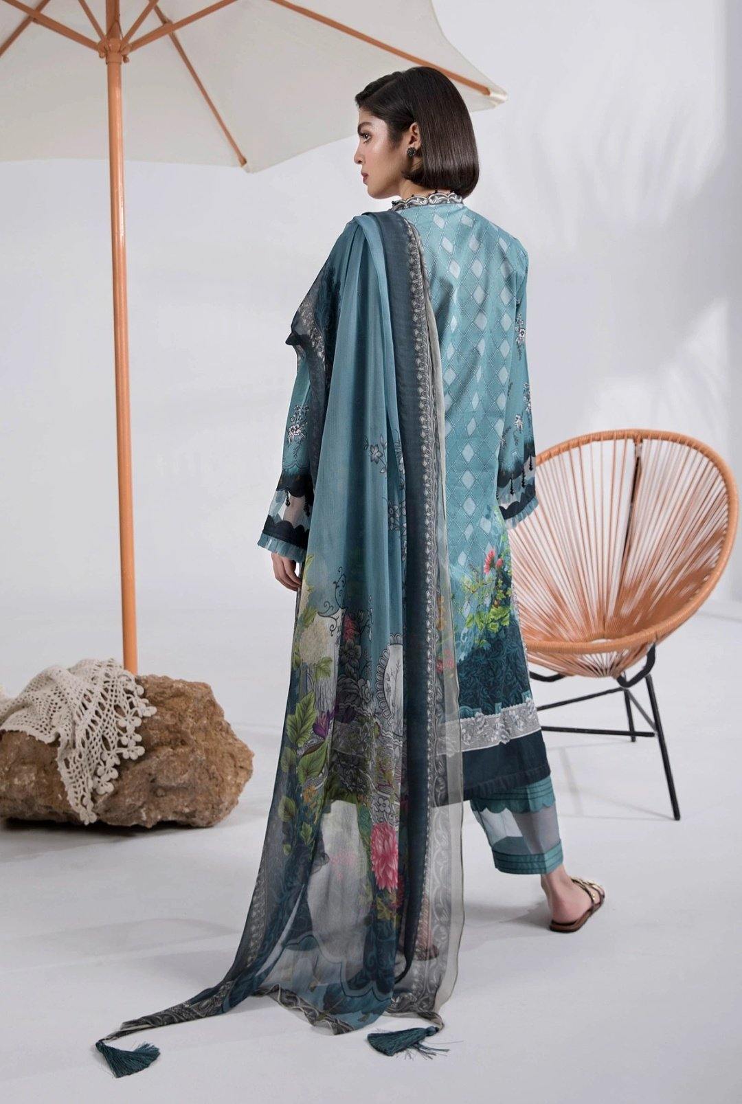 img_sapphire_lawn_collection_2020_awwal_boutique