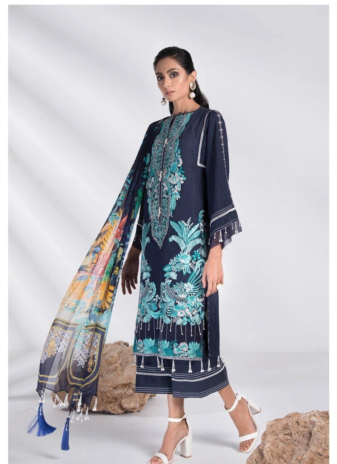 img_sapphire_lawn_collection_2020_awwal_boutique