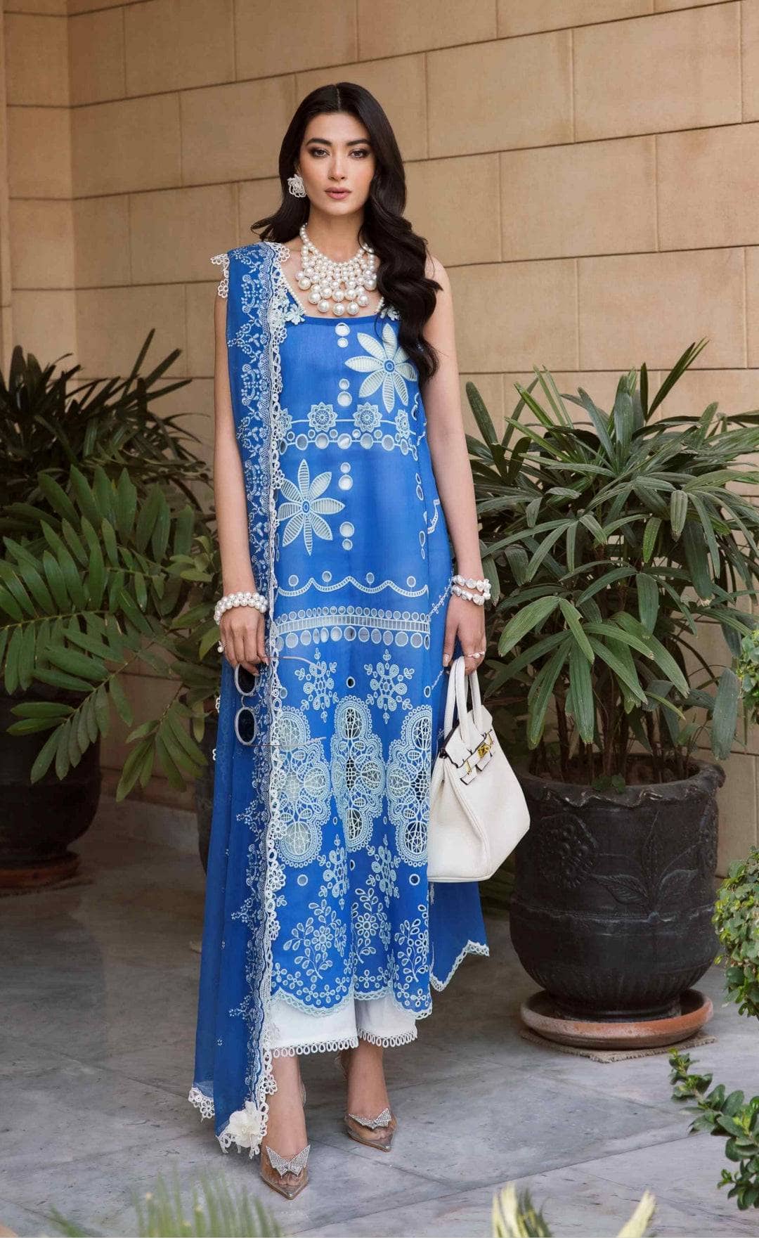 img_sable_v_luxury_lawn_23_awwal_boutique