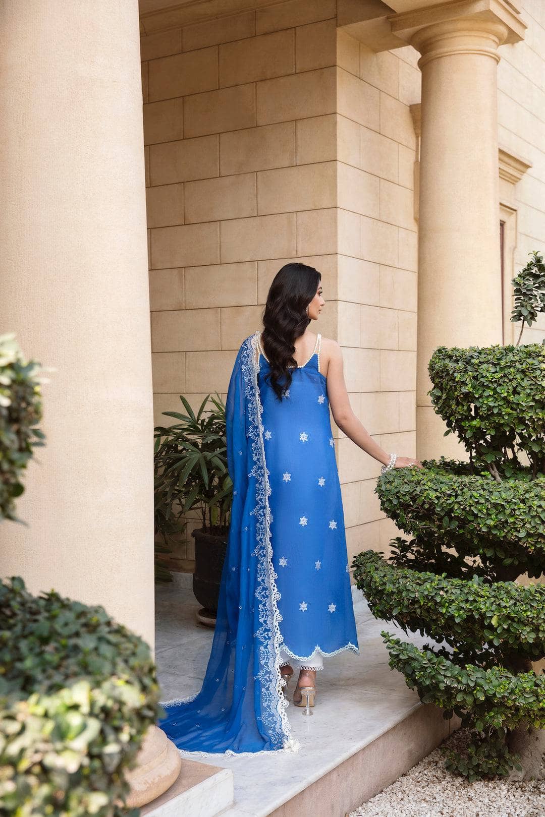 img_sable_v_luxury_lawn_23_awwal_boutique