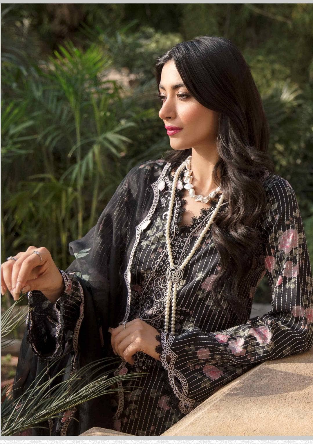 img_sable_v_luxury_lawn_23_awwal_boutique