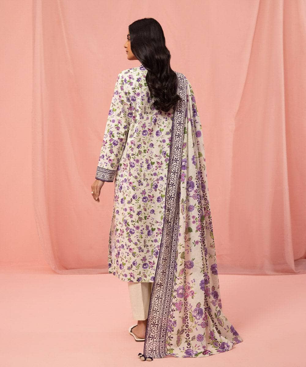 img_sapphire_lawn_23_awwal_boutique