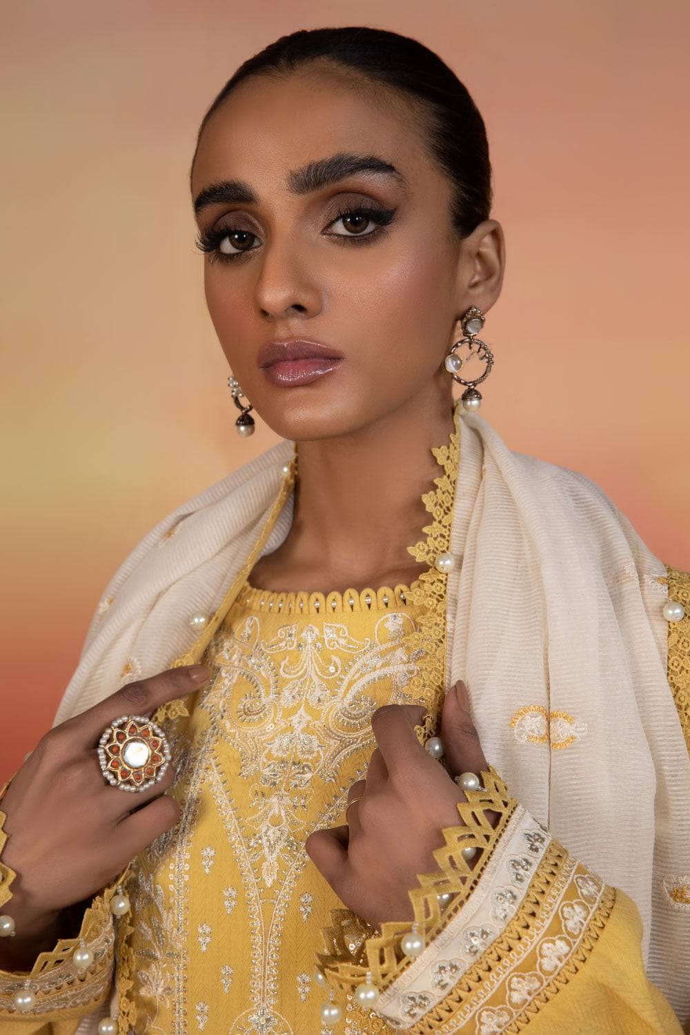 img_sapphire_lawn_2022_awwal_boutique