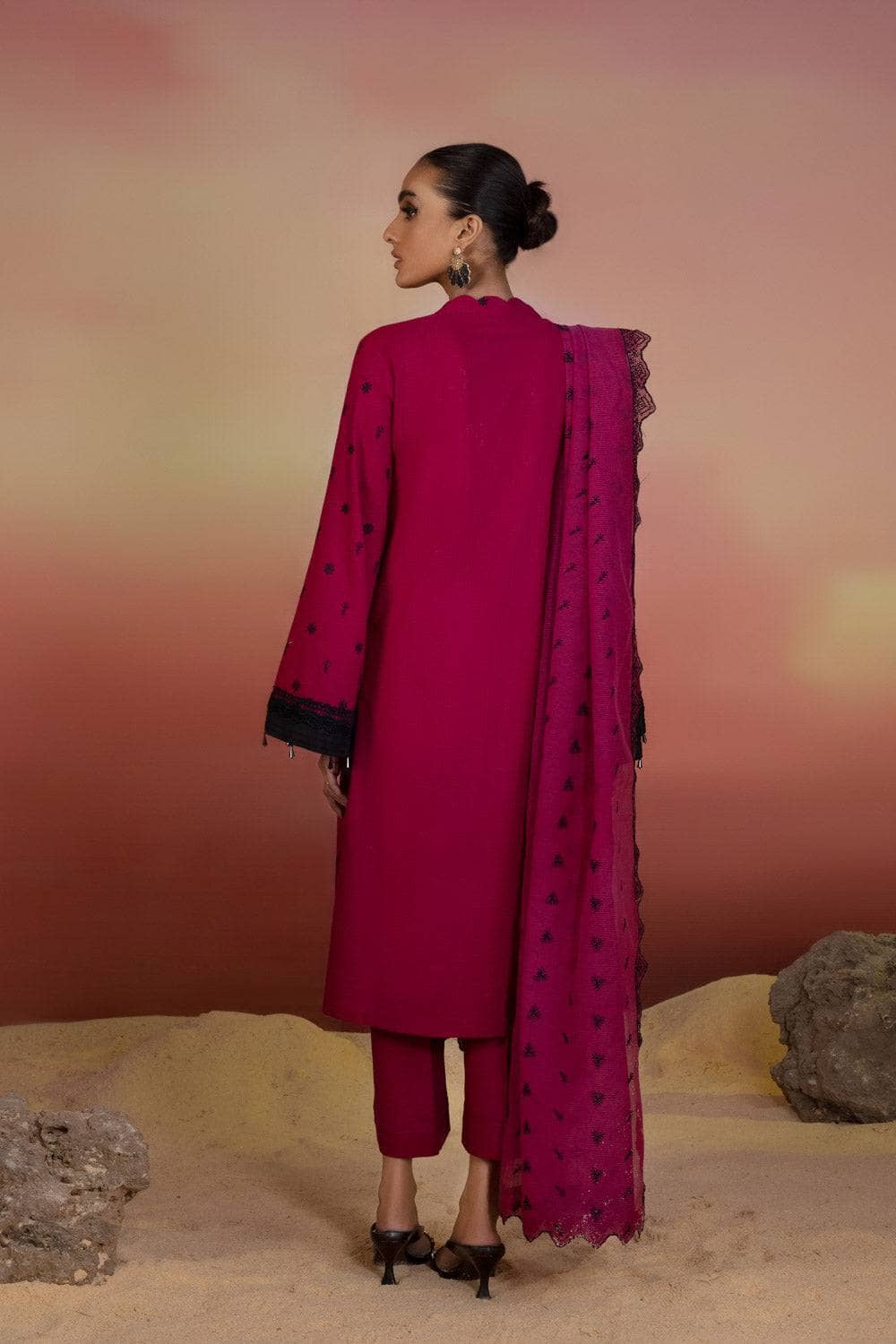 img_sapphire_lawn_2022_awwal_boutique
