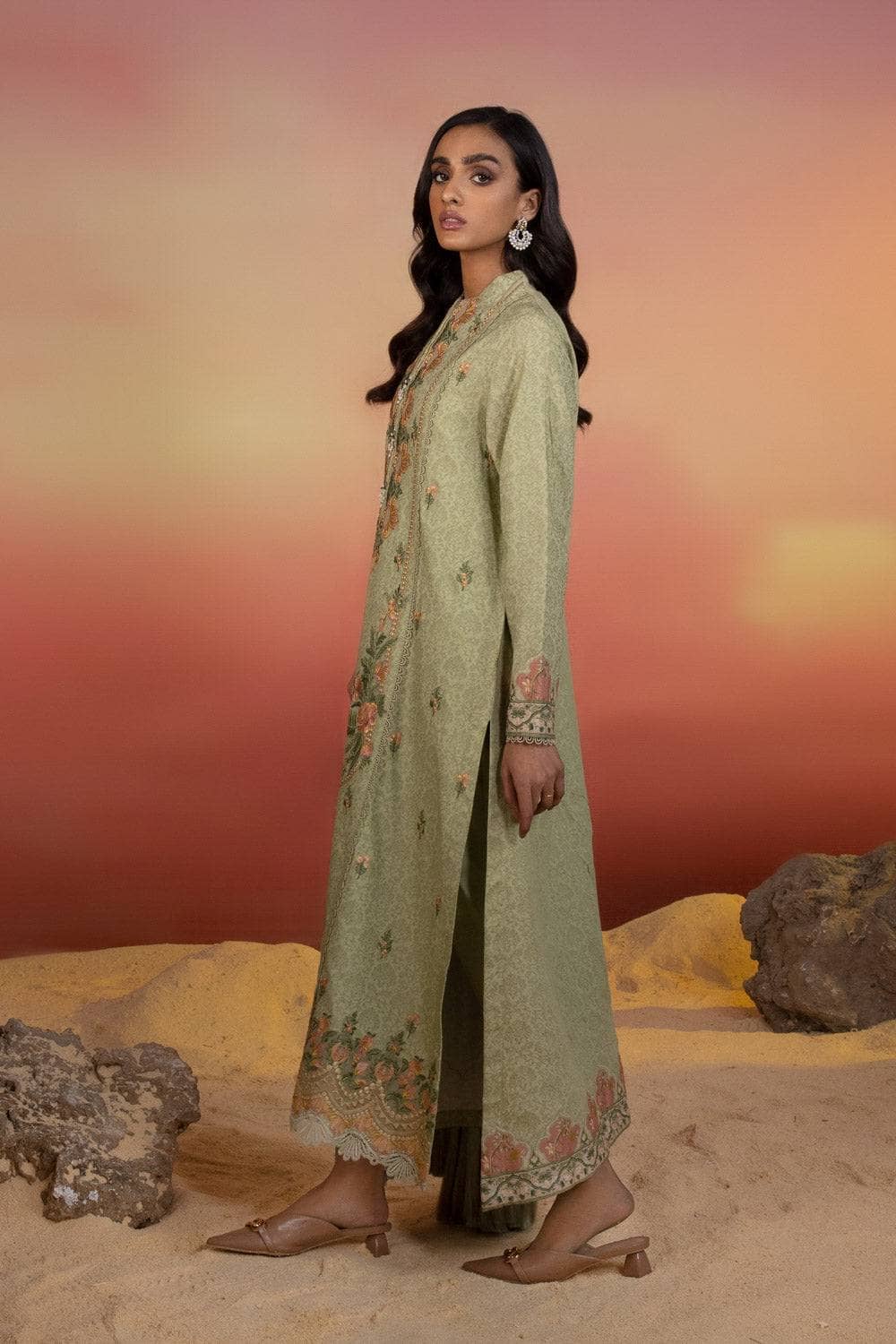 img_sapphire_lawn_22_awwal_boutique