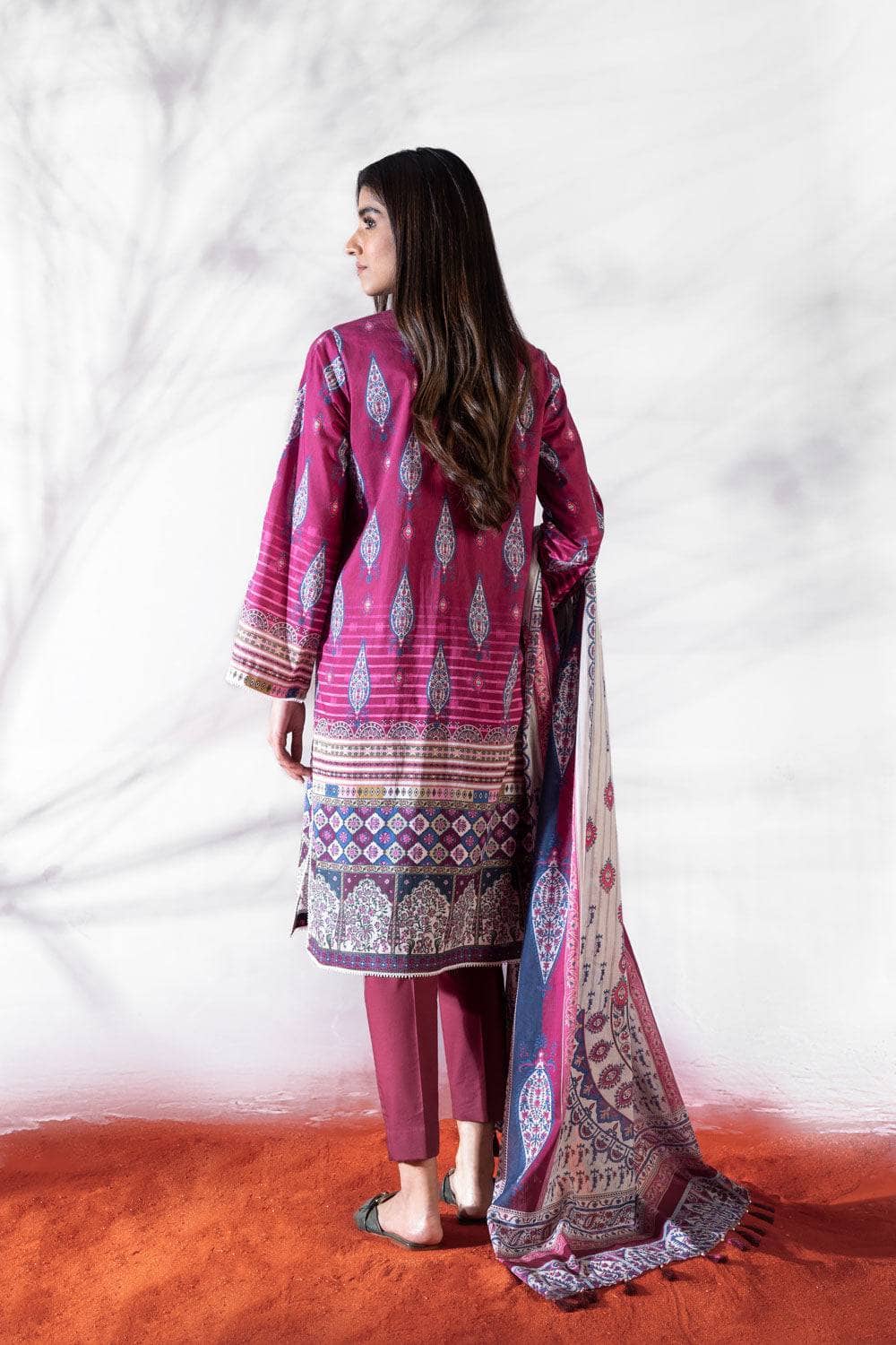 img_sapphire_lawn_22_awwal_boutique