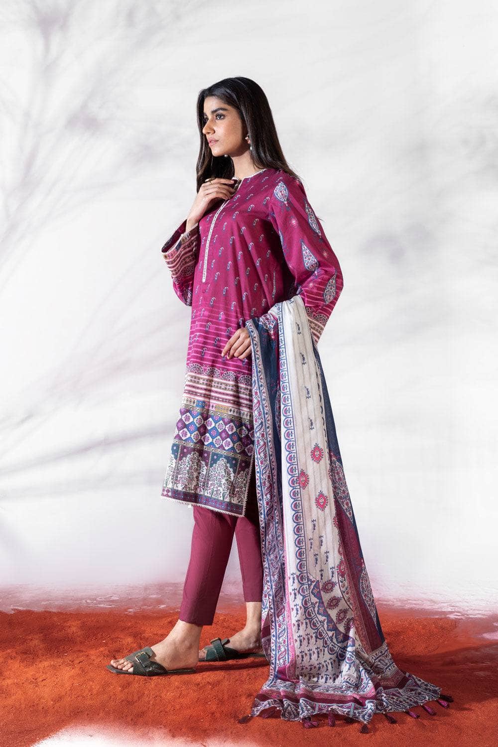 img_sapphire_lawn_22_awwal_boutique