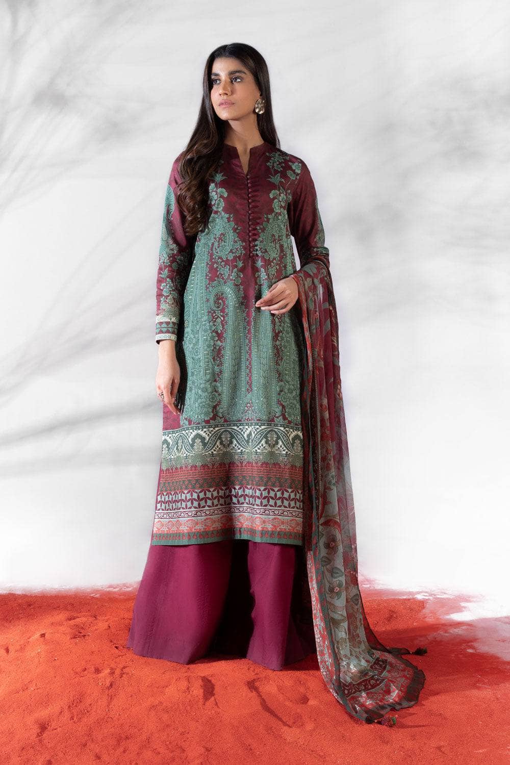 Img_sapphire_lawn_22_awwal_boutique