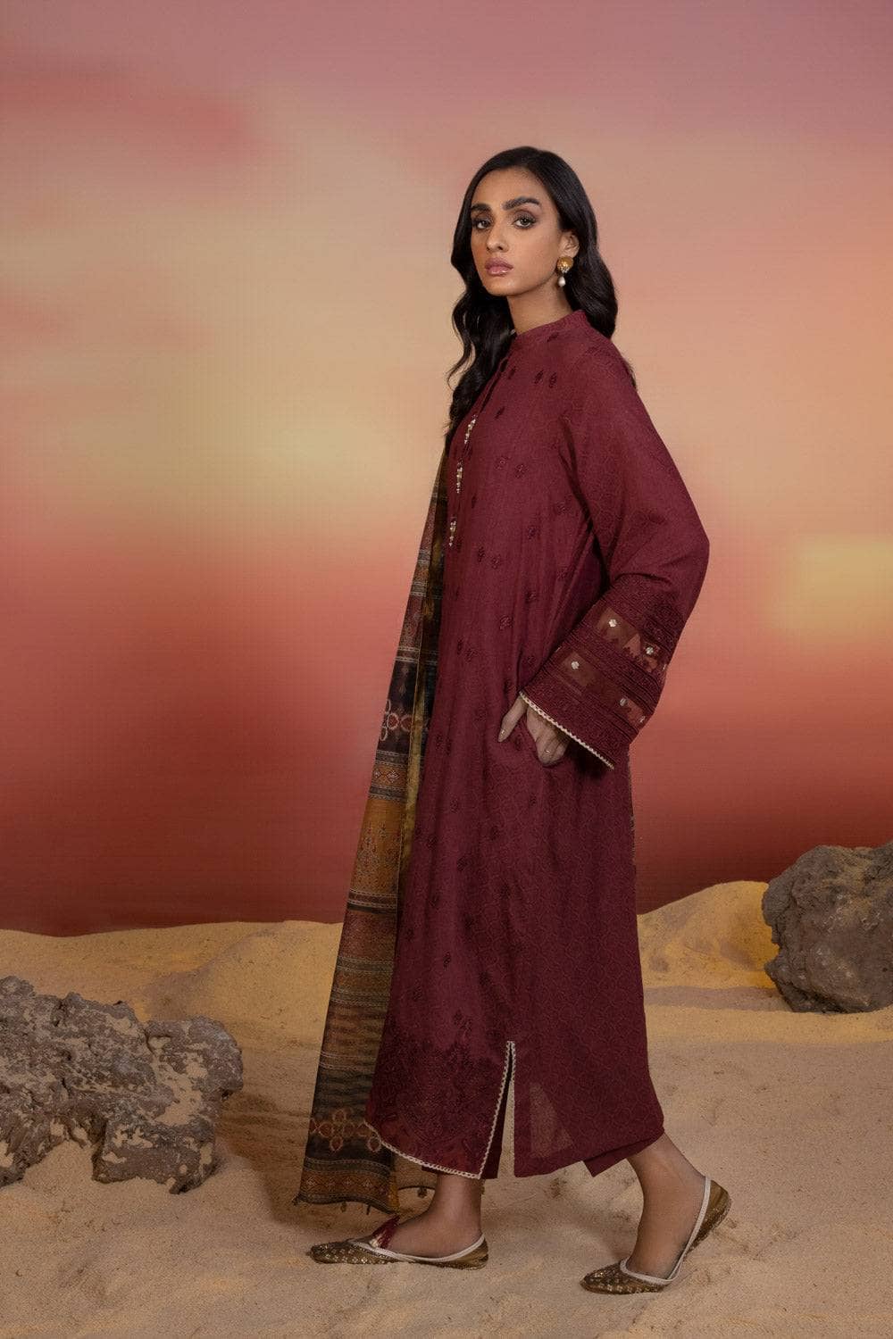 Img_sapphire_lawn_22_awwal_boutique