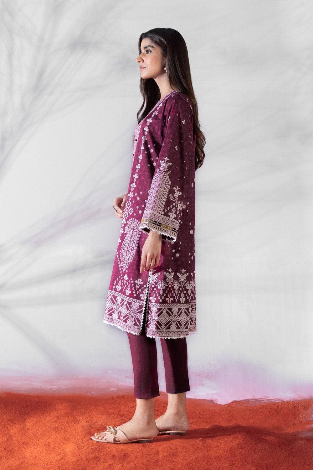 Img_sapphire_lawn_22_awwal_boutique