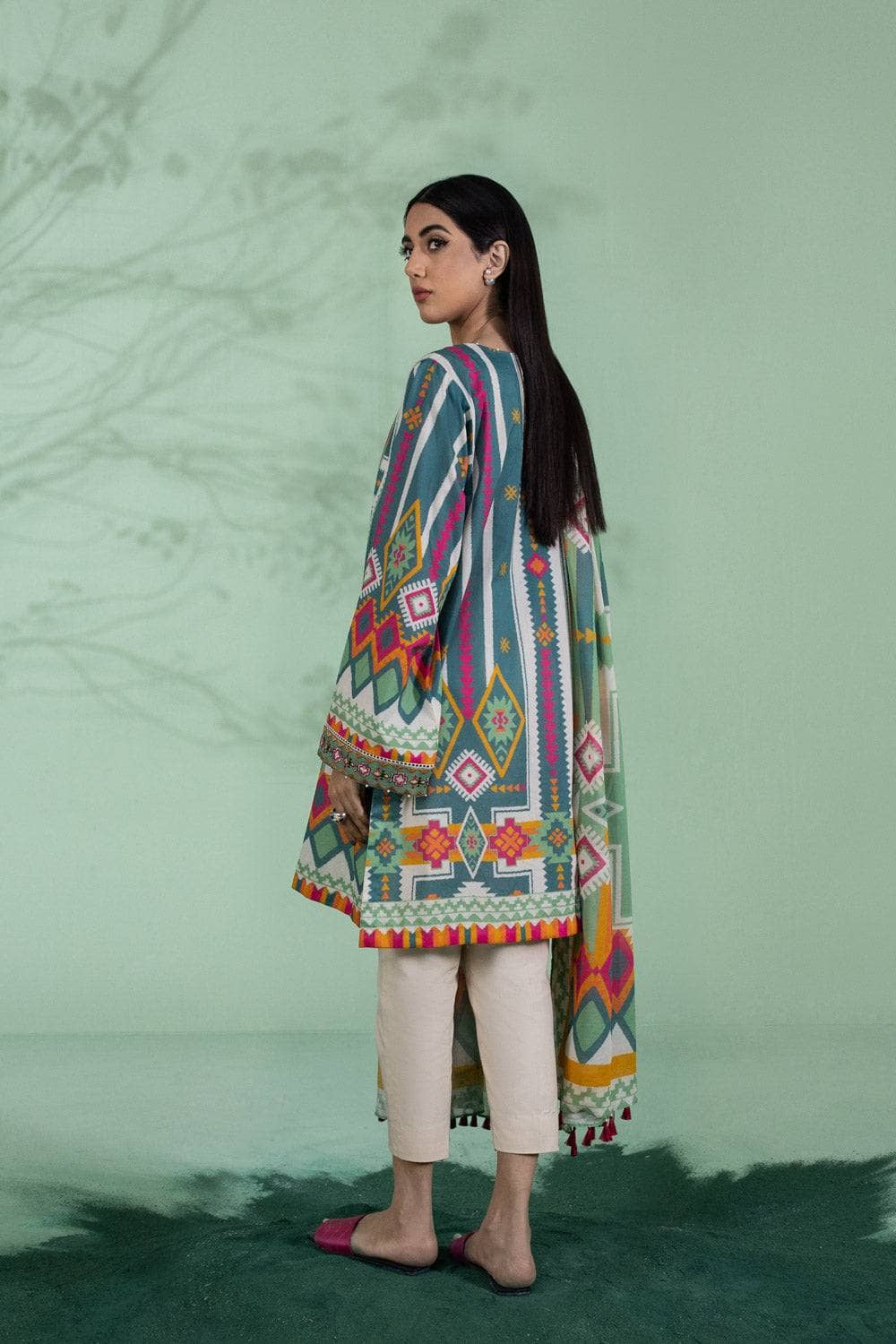 img_sapphire_lawn_22_awwal_boutique