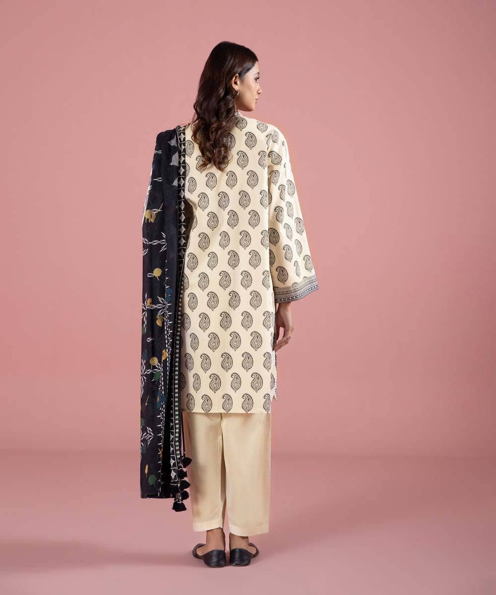 Img_sapphire_day_to_day_lawn_23_awwal_boutique
