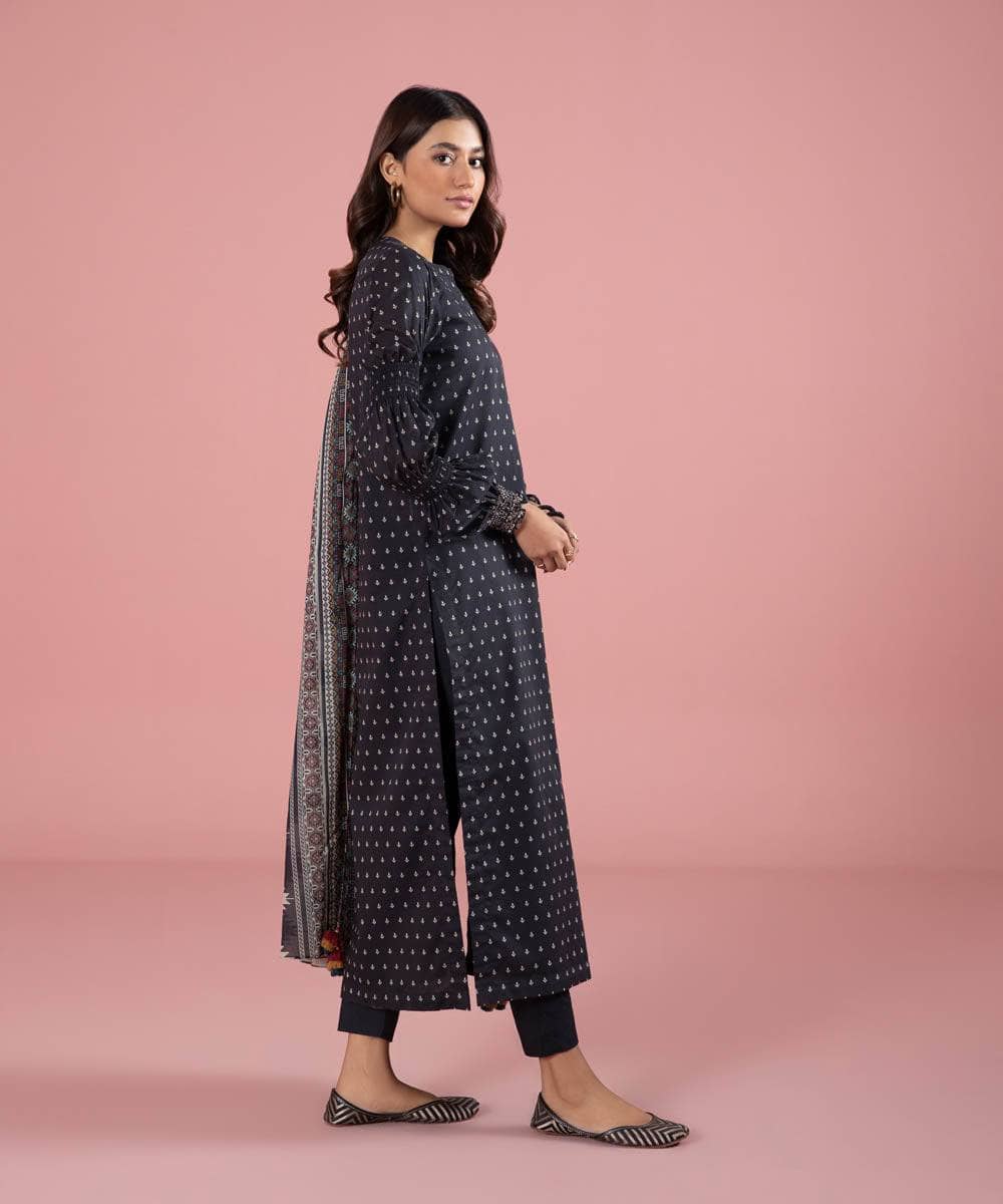 img_sapphire_lawn_23_awwal_boutique