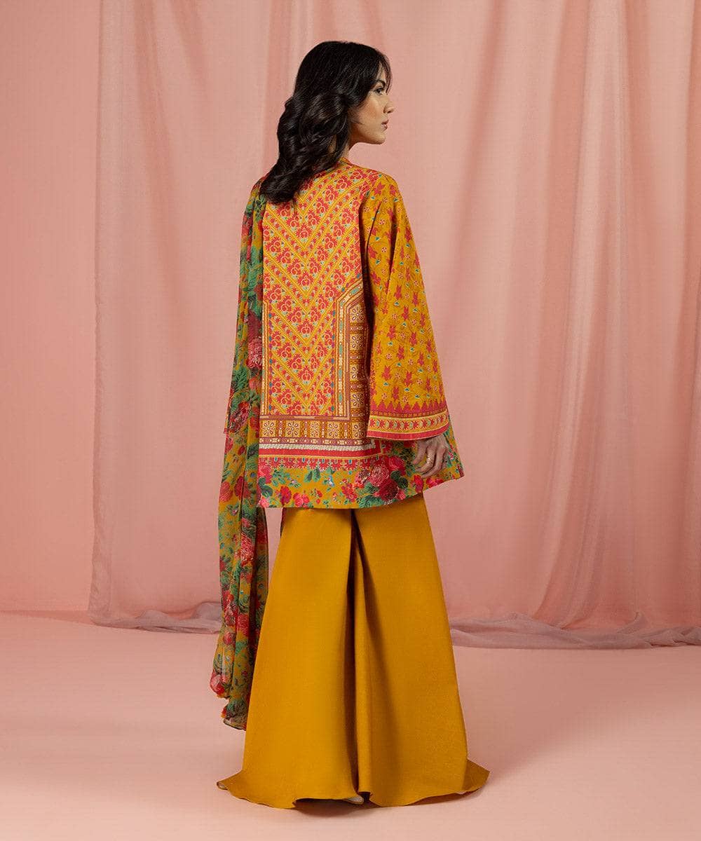 Img_sapphire_lawn_23_awwal_boutique