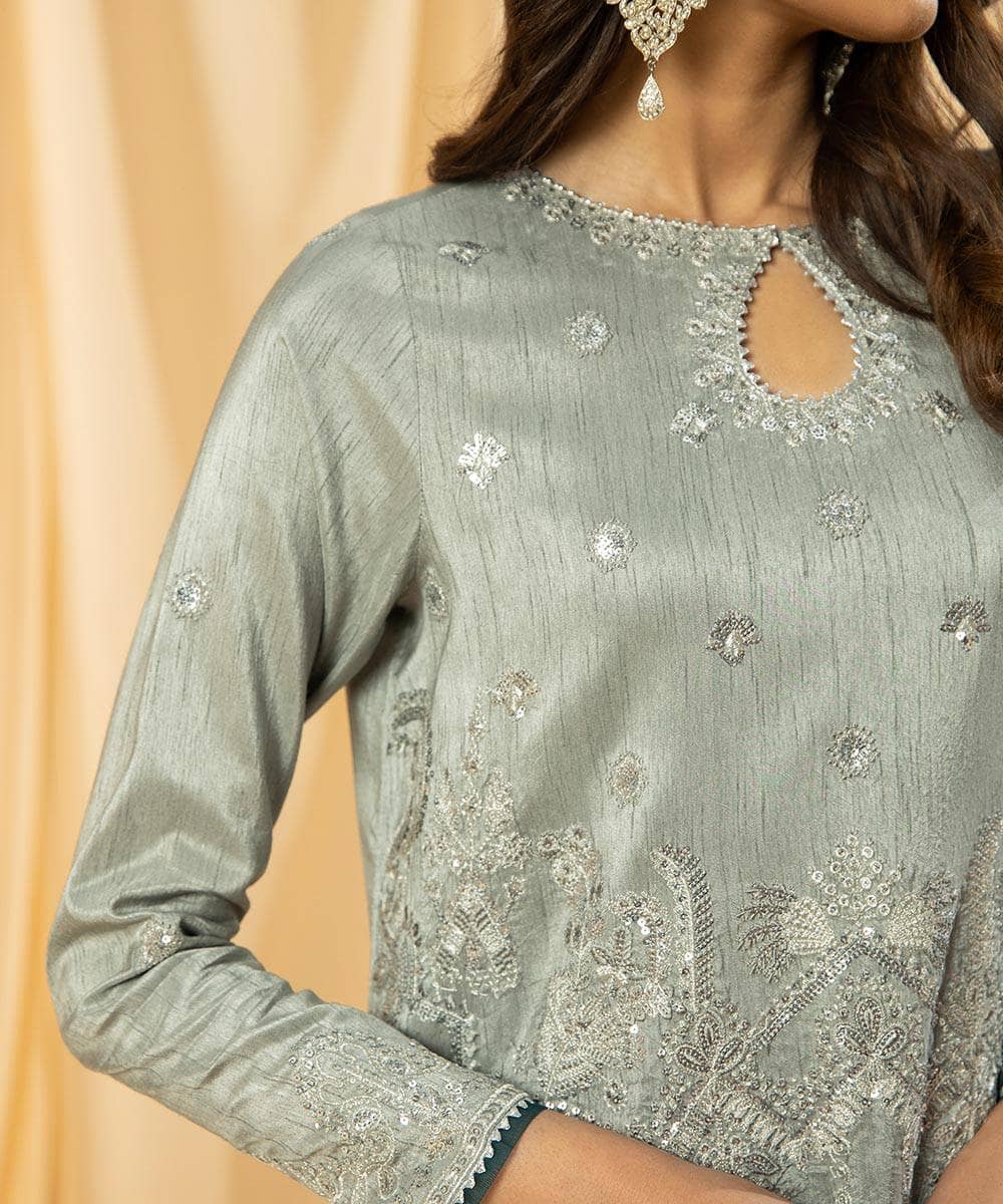 Img_sapphire_lawn_23_awwal_boutique
