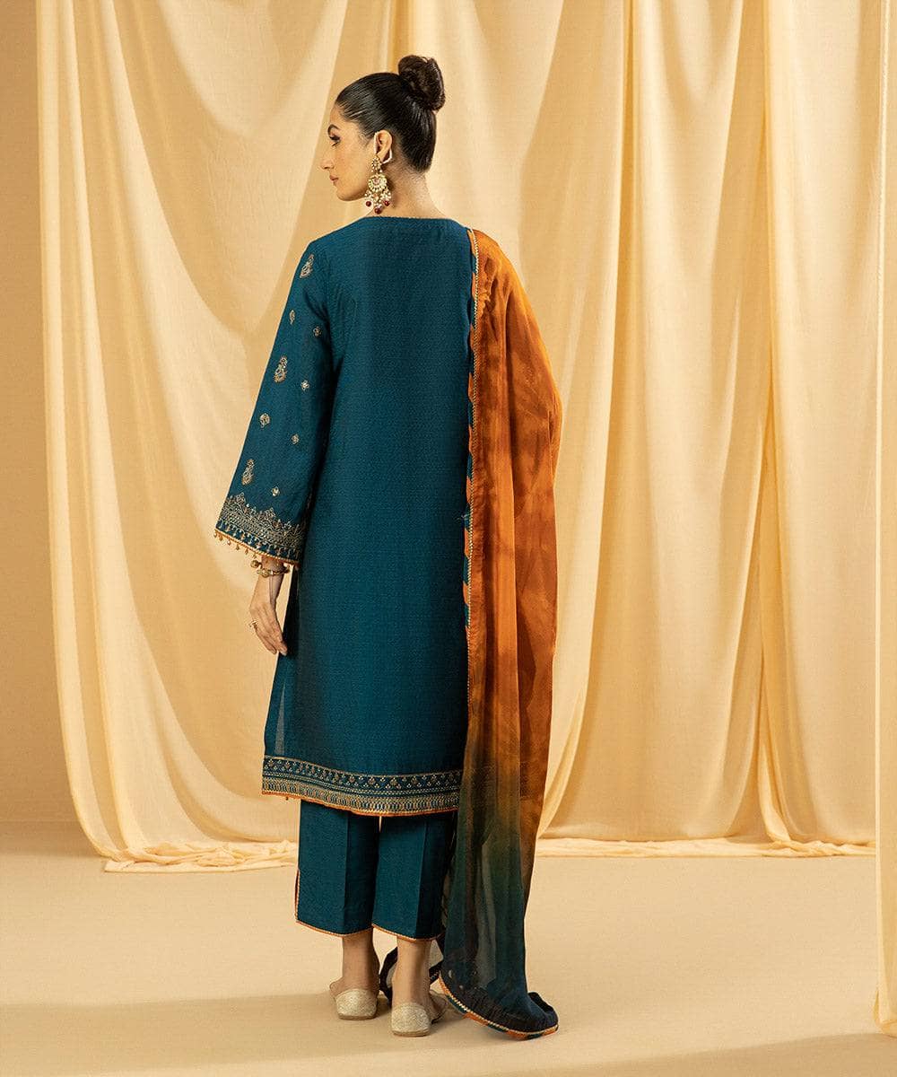Img_sapphire_lawn_23_awwal_boutique