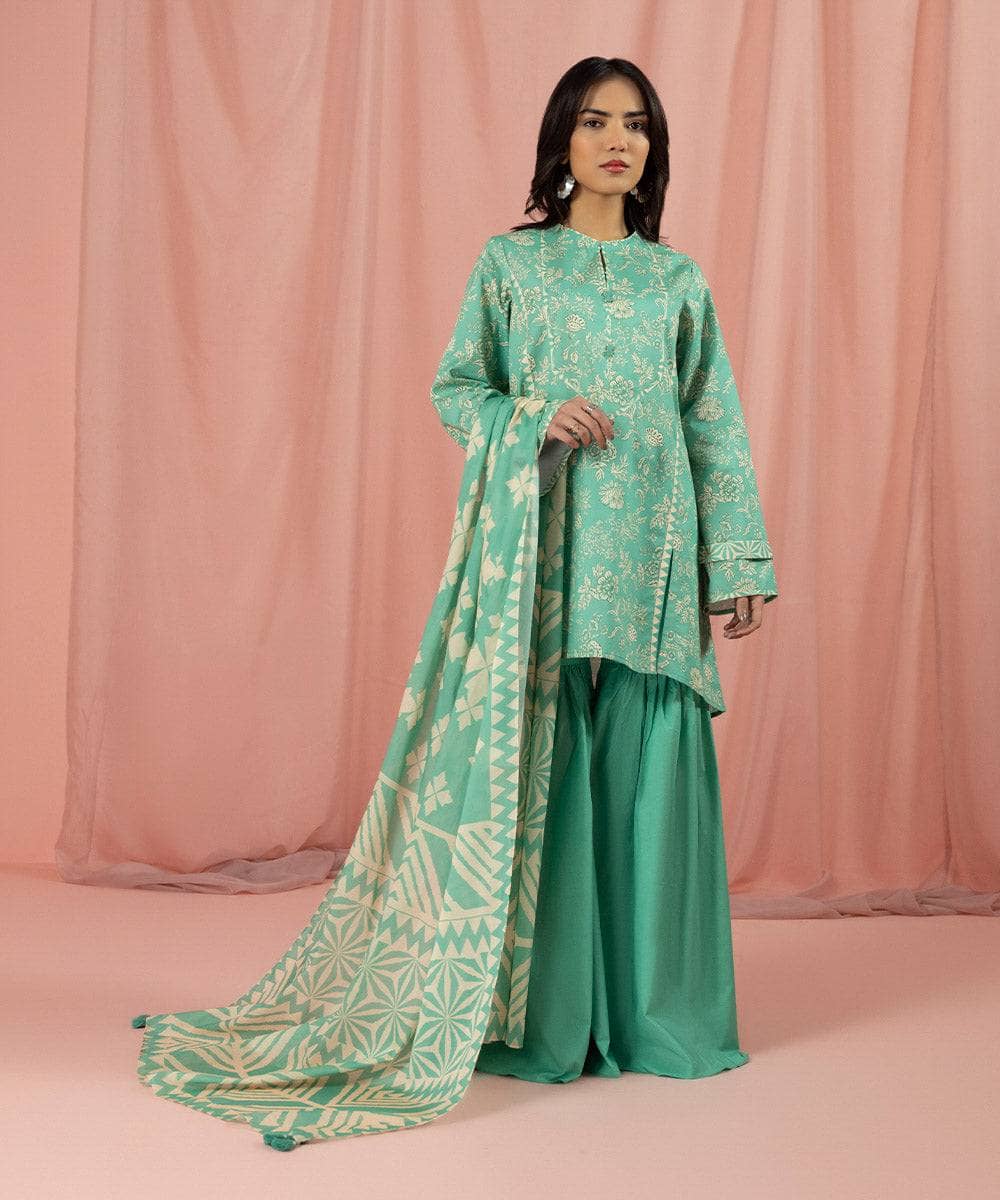 img_sapphire_lawn_23_awwal_boutique