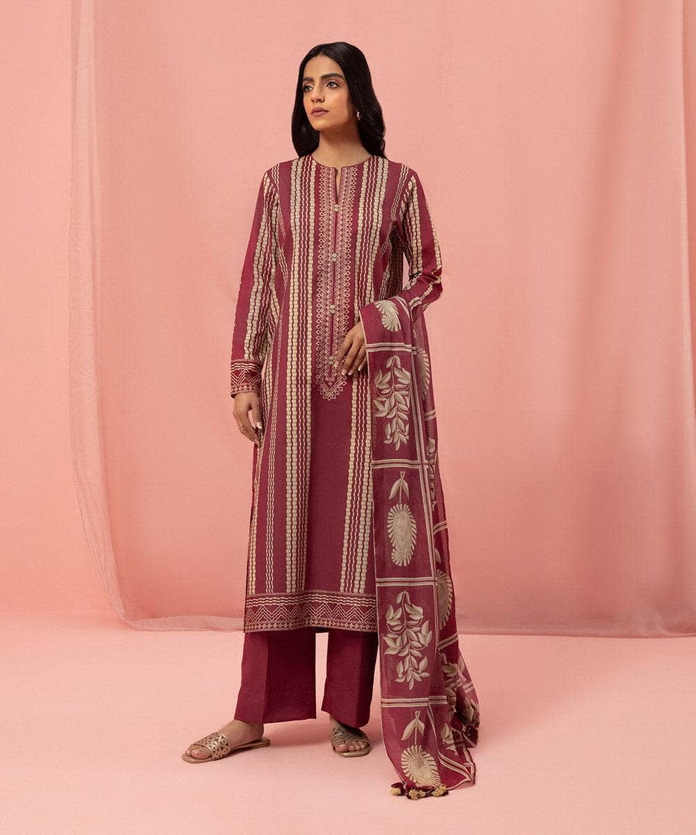 Img_sapphire_lawn_23_awwal_boutique