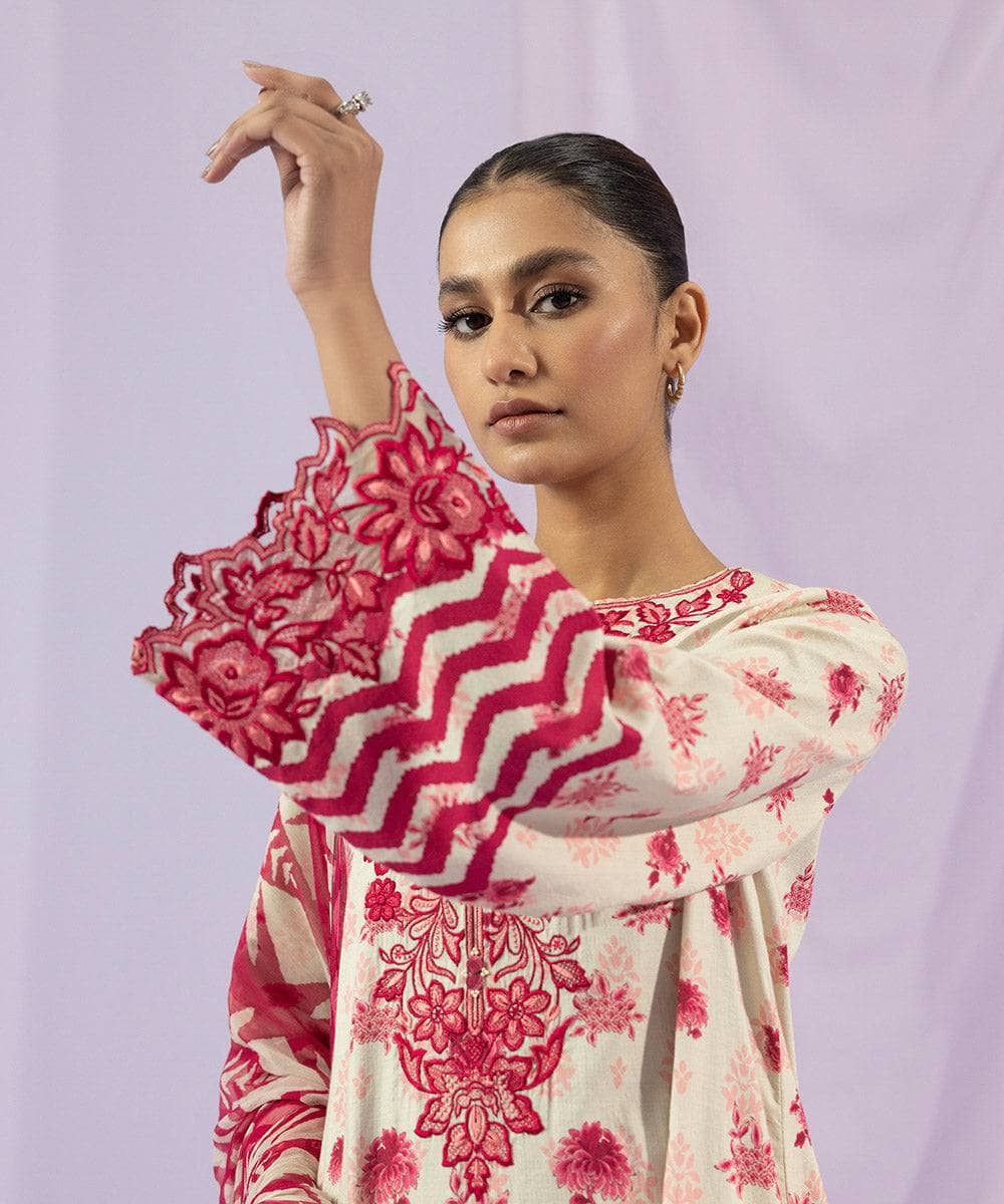 img_sapphire_lawn_23_awwal_boutique