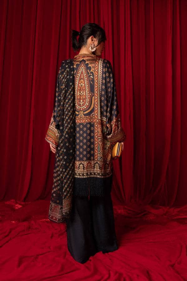 img_sapphire_silk_22_awwal_boutique