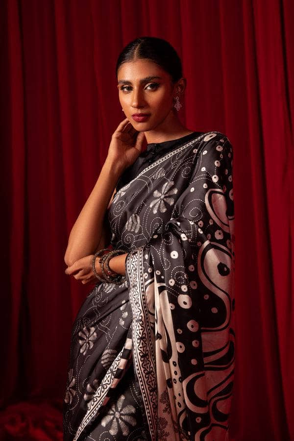 img_sapphire_silk_22_awwal_boutique